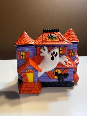 1990’s Avon Gift Collection Boo Drop Inn Howling Haunted House